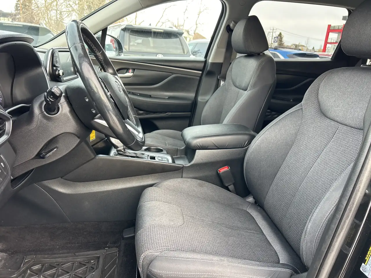 Hyundai SANTA FE снимка Hyundai SANTA FE