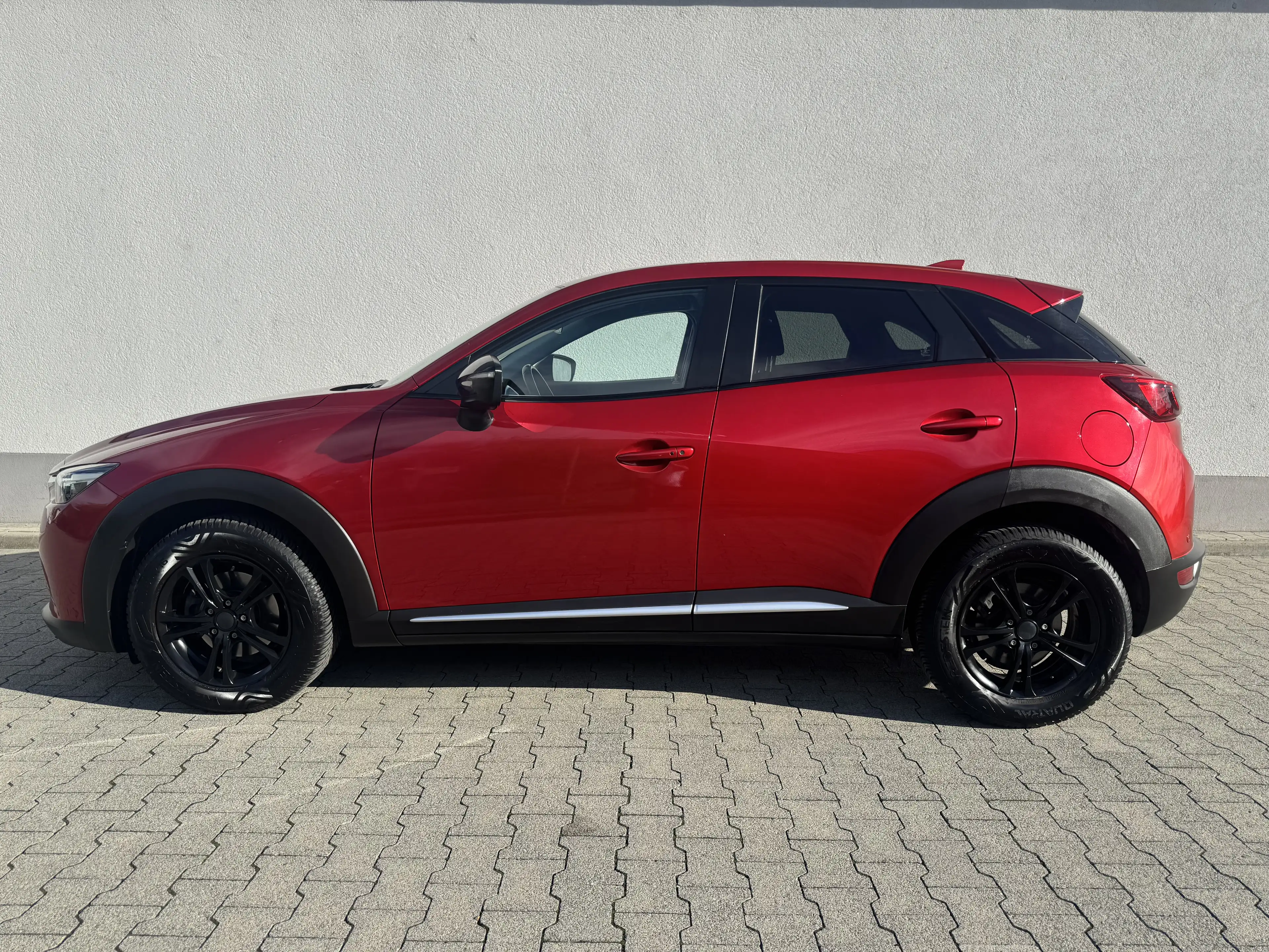 Mazda CX-3 Sports-Line ( LEDER/NAVI/CAM./BOSE/ AUT.HEAD UP DISPLAY) — photo 2