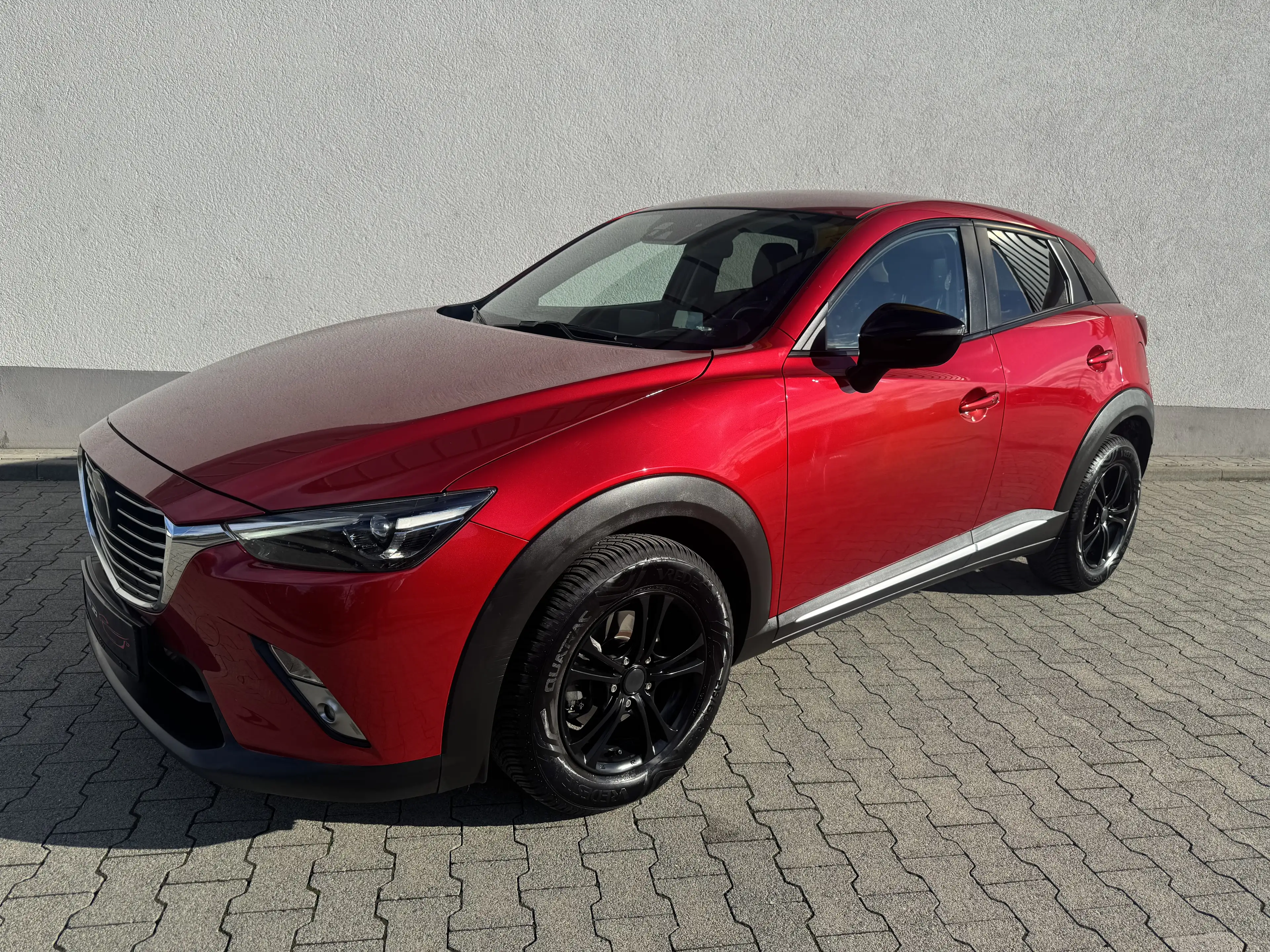Mazda CX-3 Sports-Line ( LEDER/NAVI/CAM./BOSE/ AUT.HEAD UP DISPLAY)