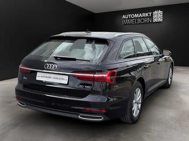 Audi A6 view 11