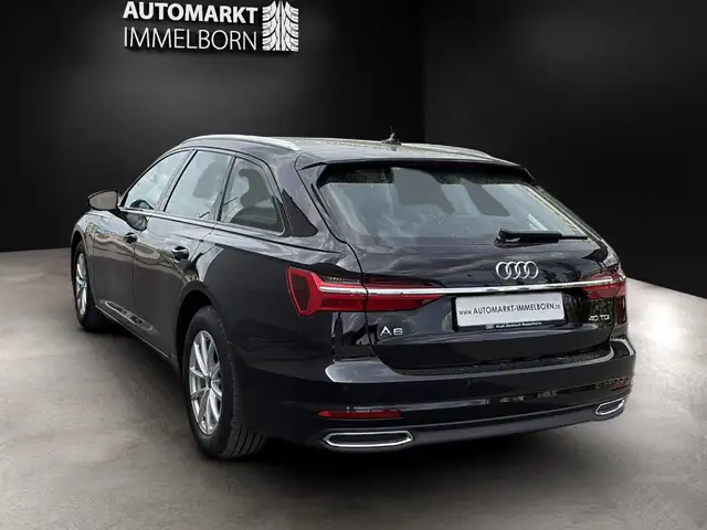 Audi A6 view 10