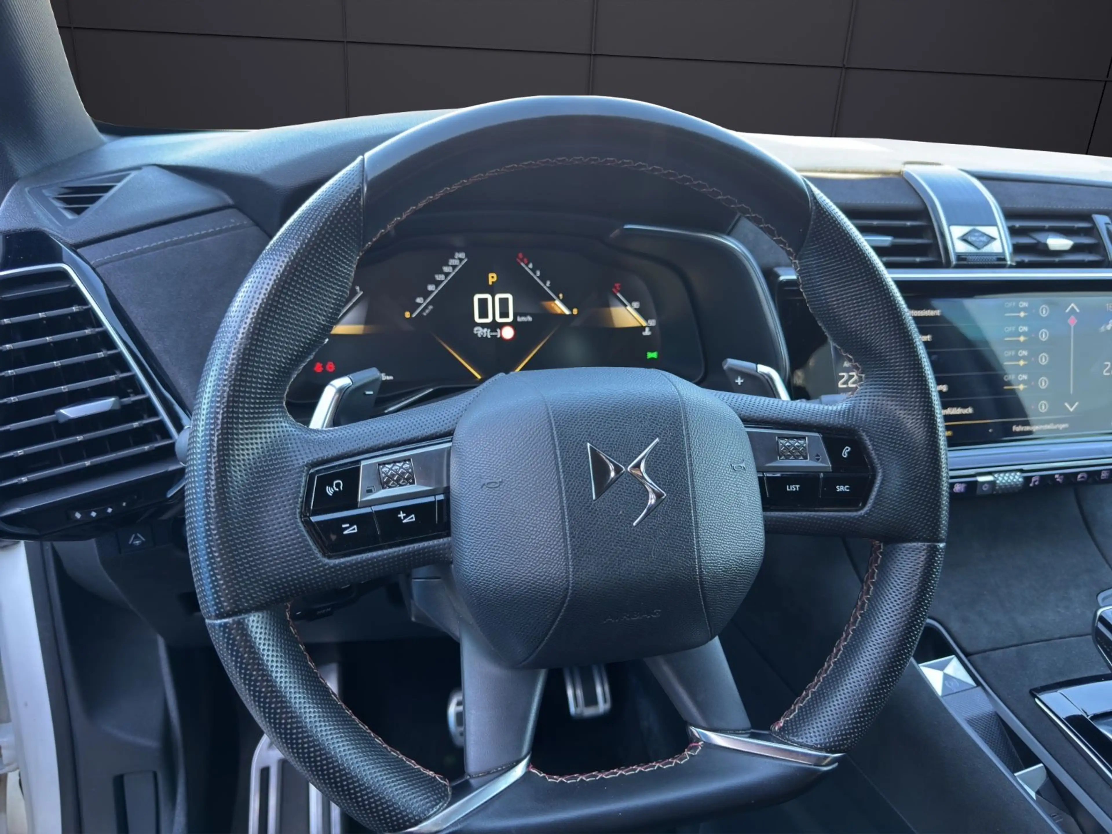 DS Automobiles DS 7 Crossback PERFORMANCE LINE ALCANTARA KAMERA — photo 13