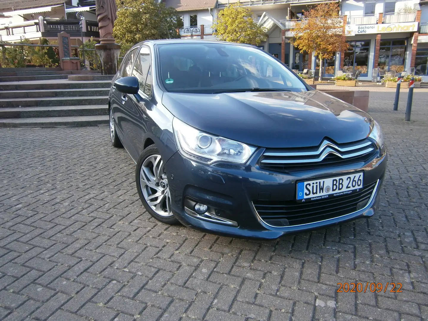 Citroen C4 C4 HDi 150 Exclusive Blau - 1