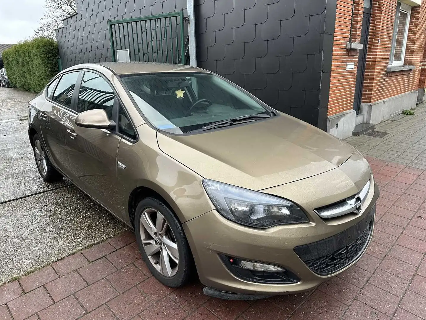 Opel Astra 1.4 I MET 97DKM HANDELAARS & EXPORT Bruin - 2