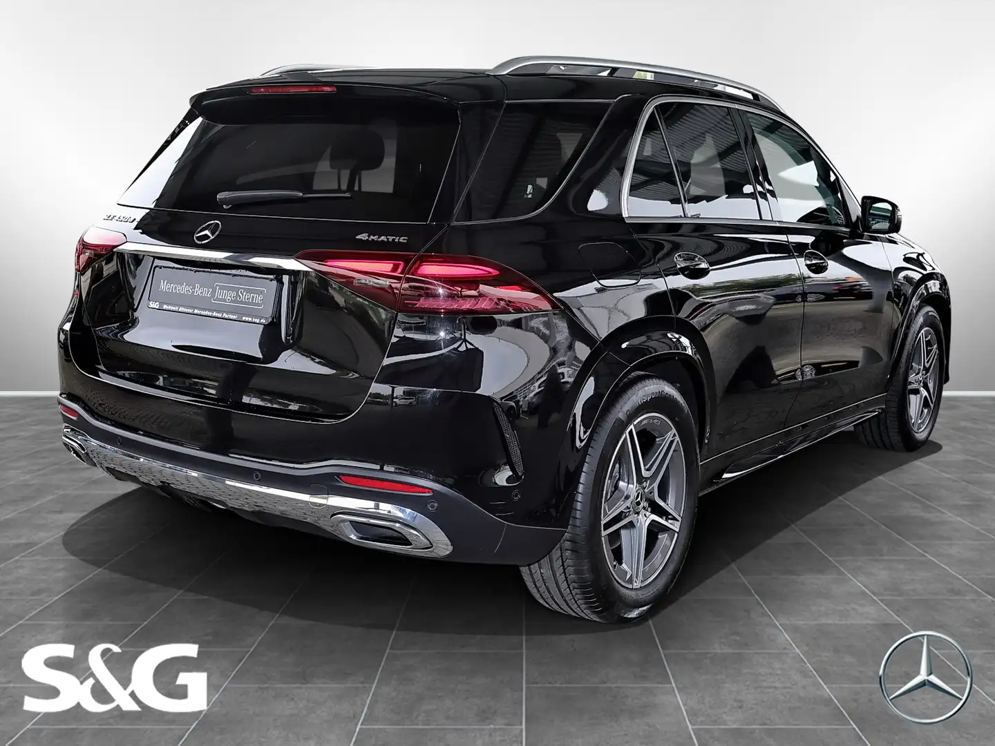 Mercedes-Benz GLE 450 d 4M AMG Line AHK+PANORAMA+MEMORY+360° Zwart - 2