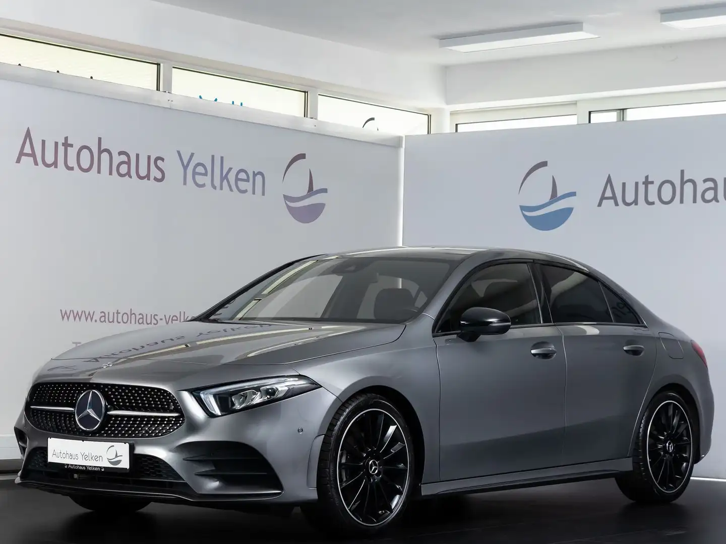 Mercedes-Benz A 200 AMG-LINE *LED*VIRTUAL*NIGHT*RFK Grigio - 2