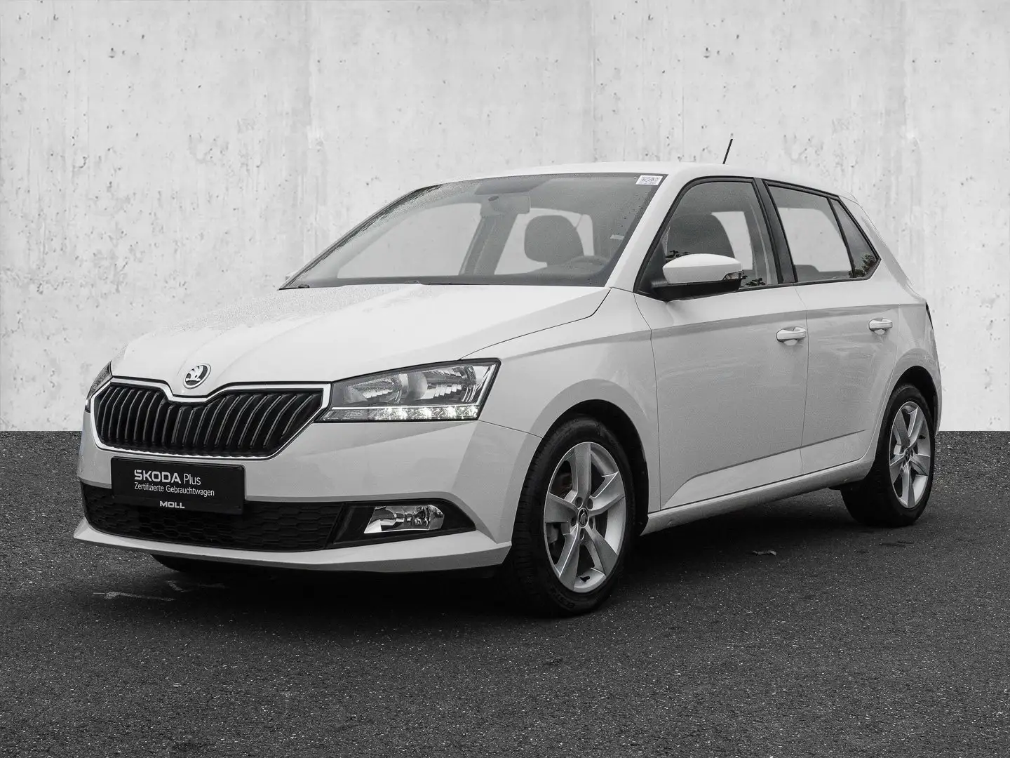 Skoda Fabia 1.0 MPI Active Cool LM PDC SHZ SOUNDSYS Weiß - 2