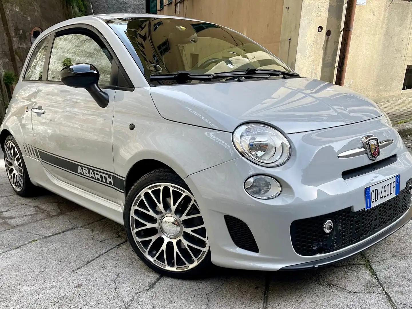 Abarth 500 500 1.4 16v t. t-jet Custom s/xeno c/sens.p. 135cv Grigio - 2