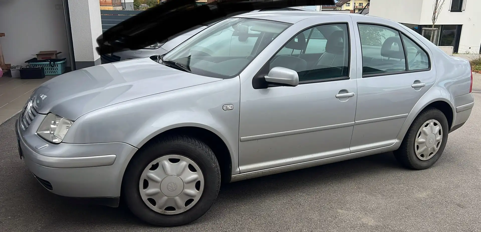 Volkswagen Bora Highline 1,6 FSI - 2