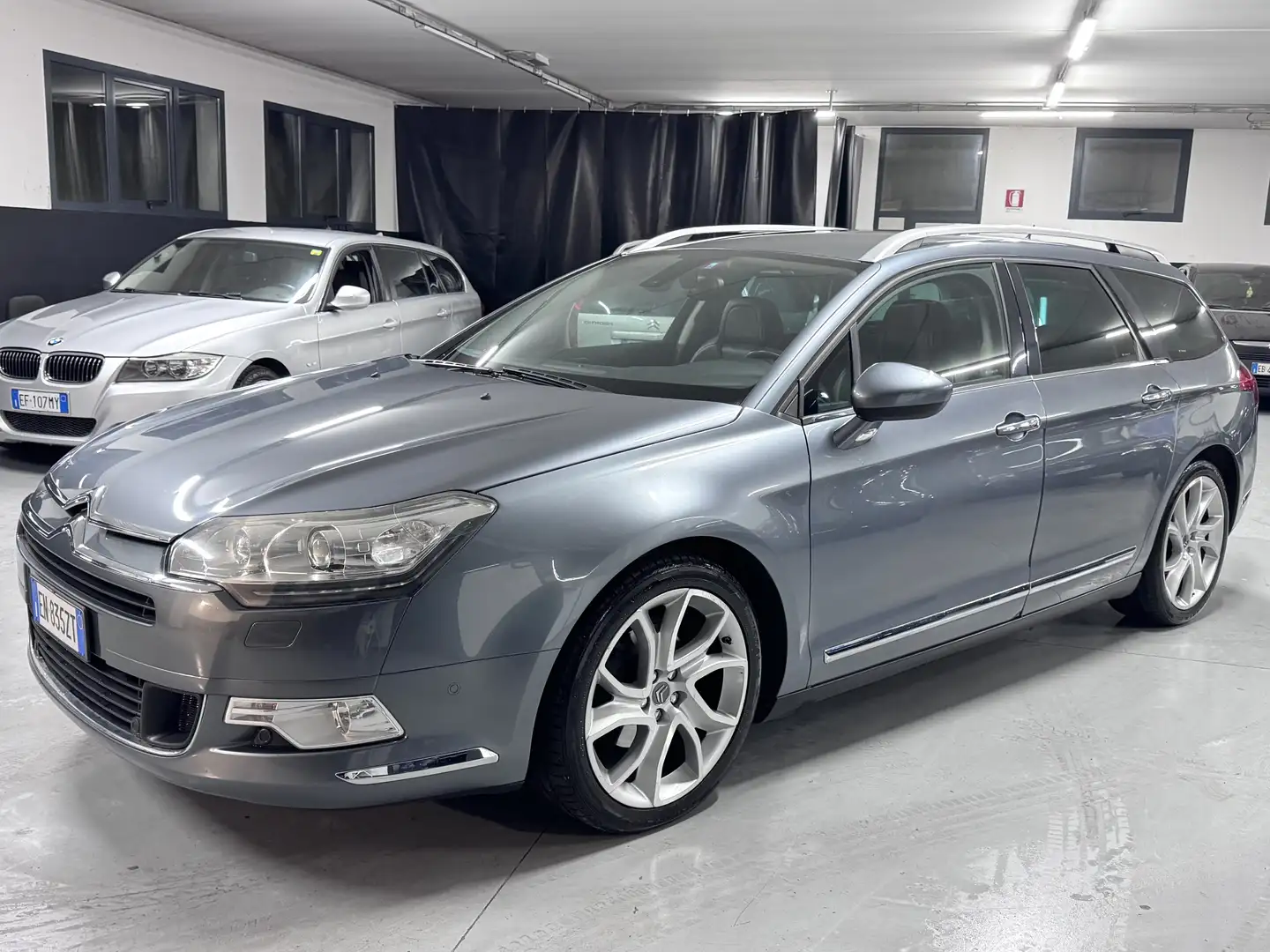 Citroen C5 Tourer 2.0 hdi Diesel Executive 140cv Šedá - 1