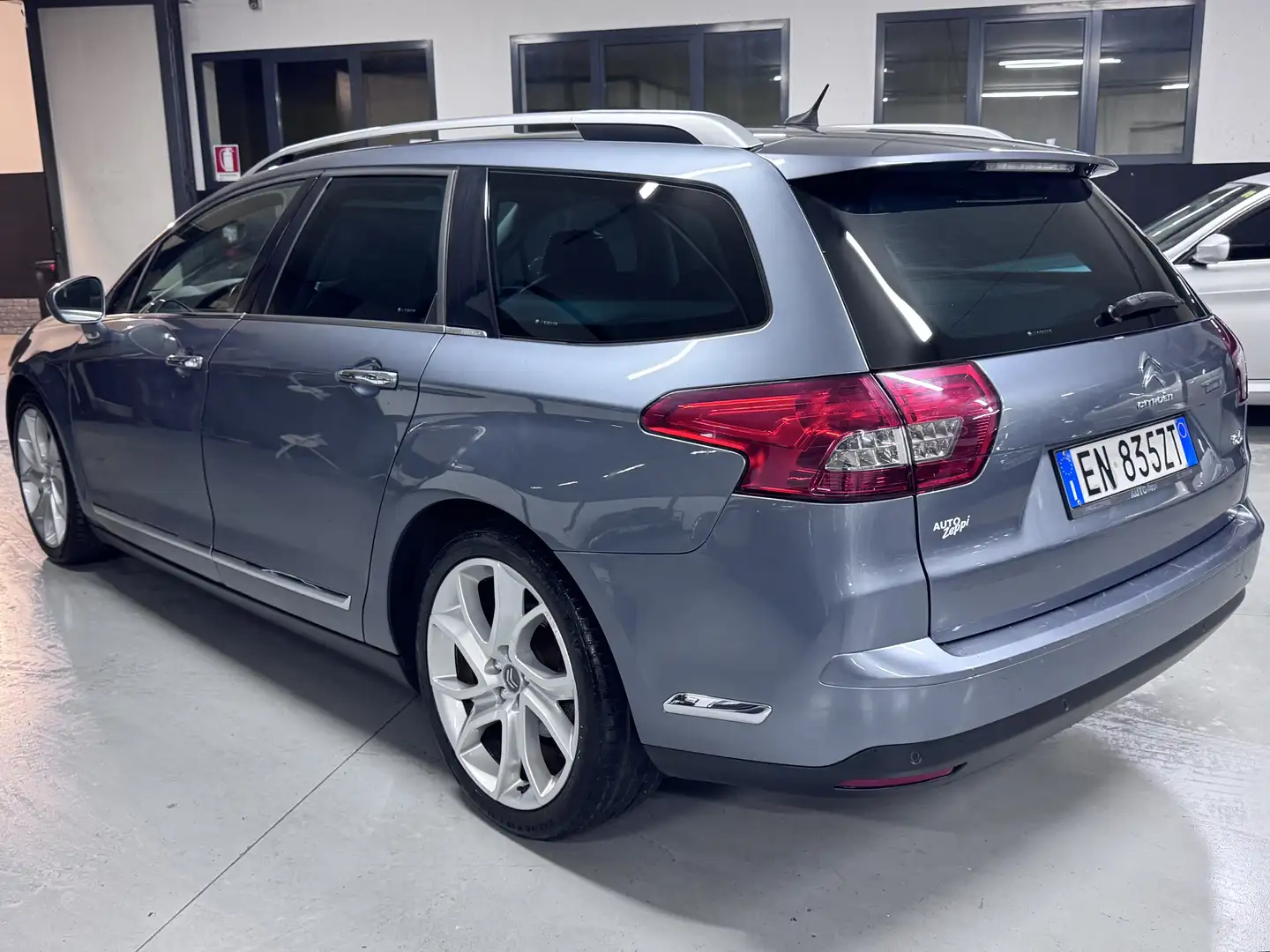 Citroen C5 Tourer 2.0 hdi Diesel Executive 140cv Šedá - 2