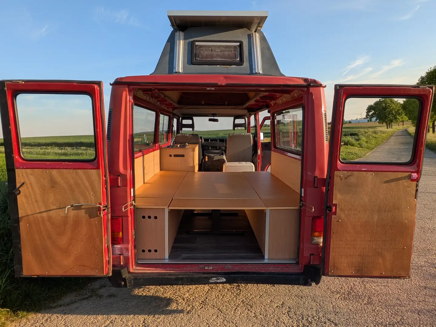 Mercedes-Benz MB 100 MB 100 D 631.342 Rot - 2