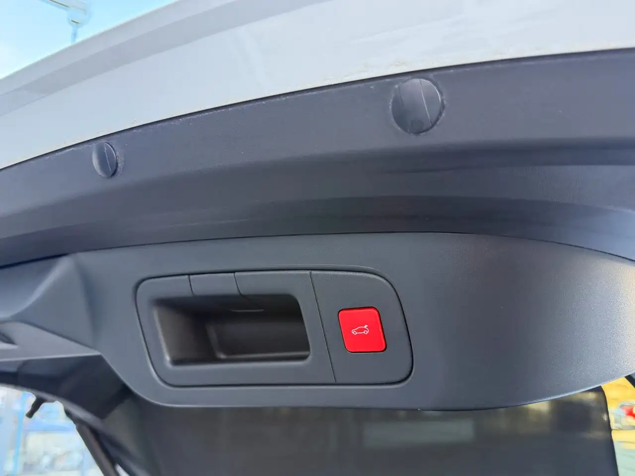 Citroen C5 X Shine Pack Plug-In Hybrid 22