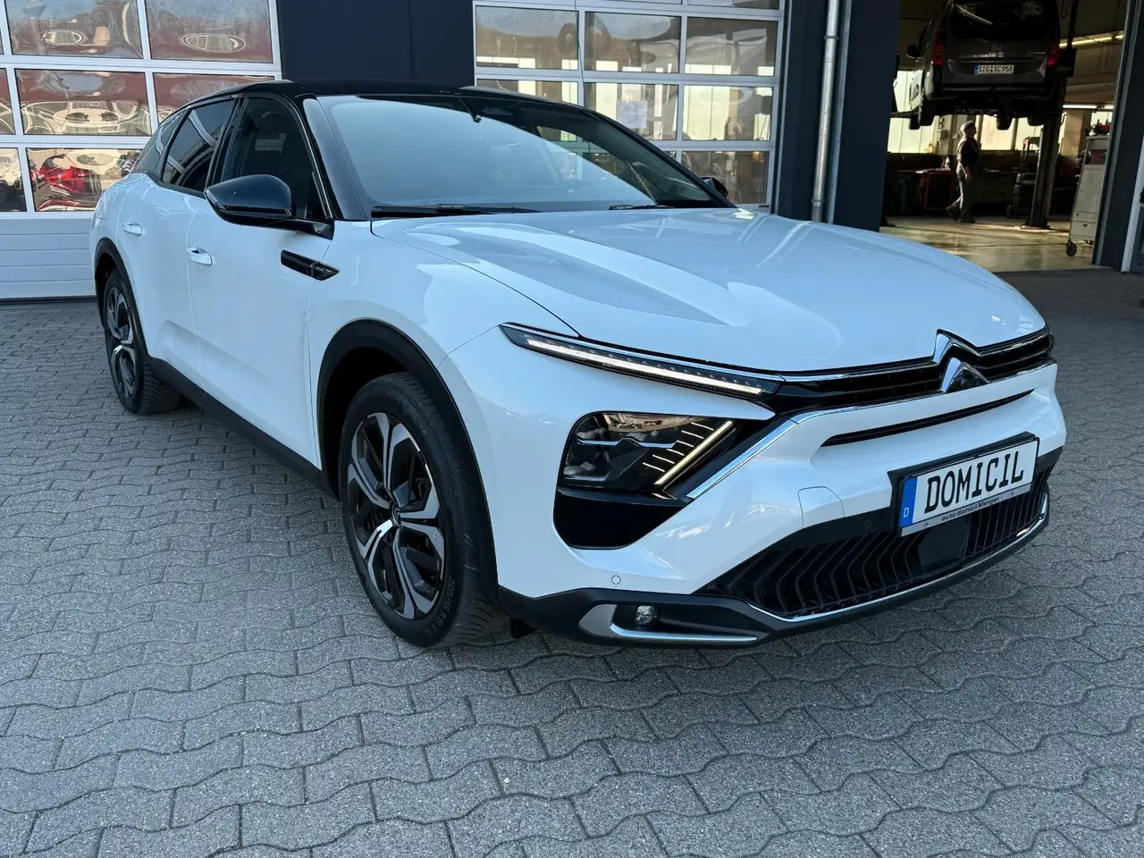Citroen C5 X Shine Pack Plug-In Hybrid 4