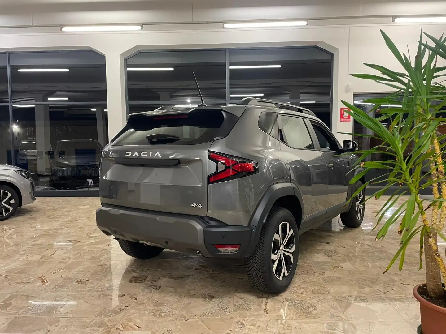 Dacia Duster Duster 1.2 mild hybrid Expression 4x4 130cv Grigio - 2
