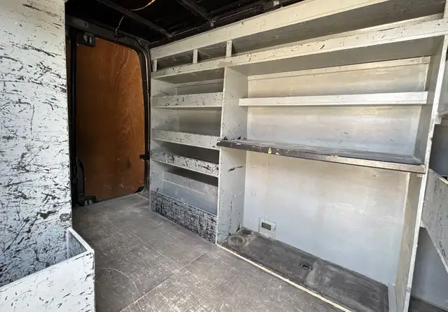 Mercedes-Benz Sprinter view 20