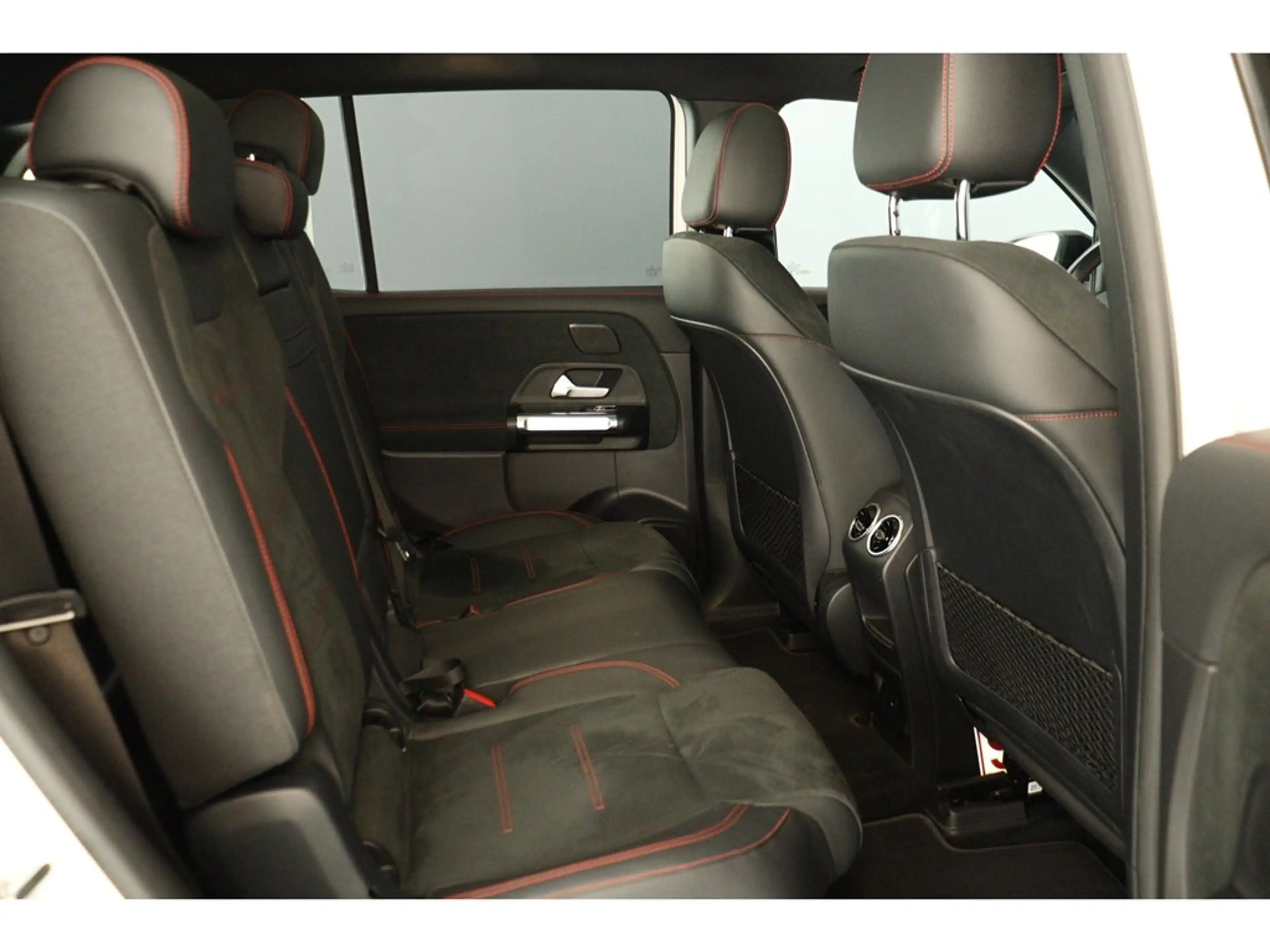 Mercedes-Benz EQB 300 4Matic 228pk AMG-Line Pack Premium — photo 12