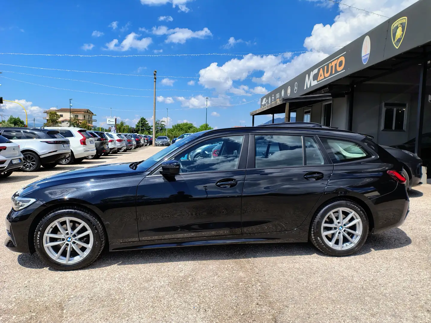 BMW 318 318d Touring Luxury auto Nero - 2