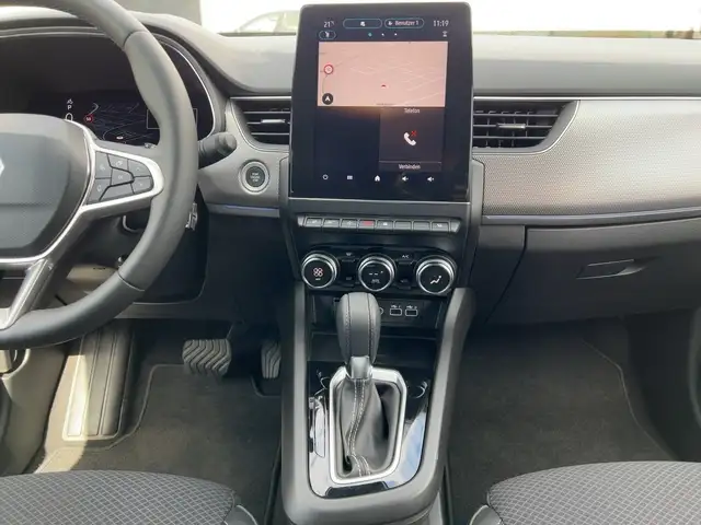 Renault Arkana view 12