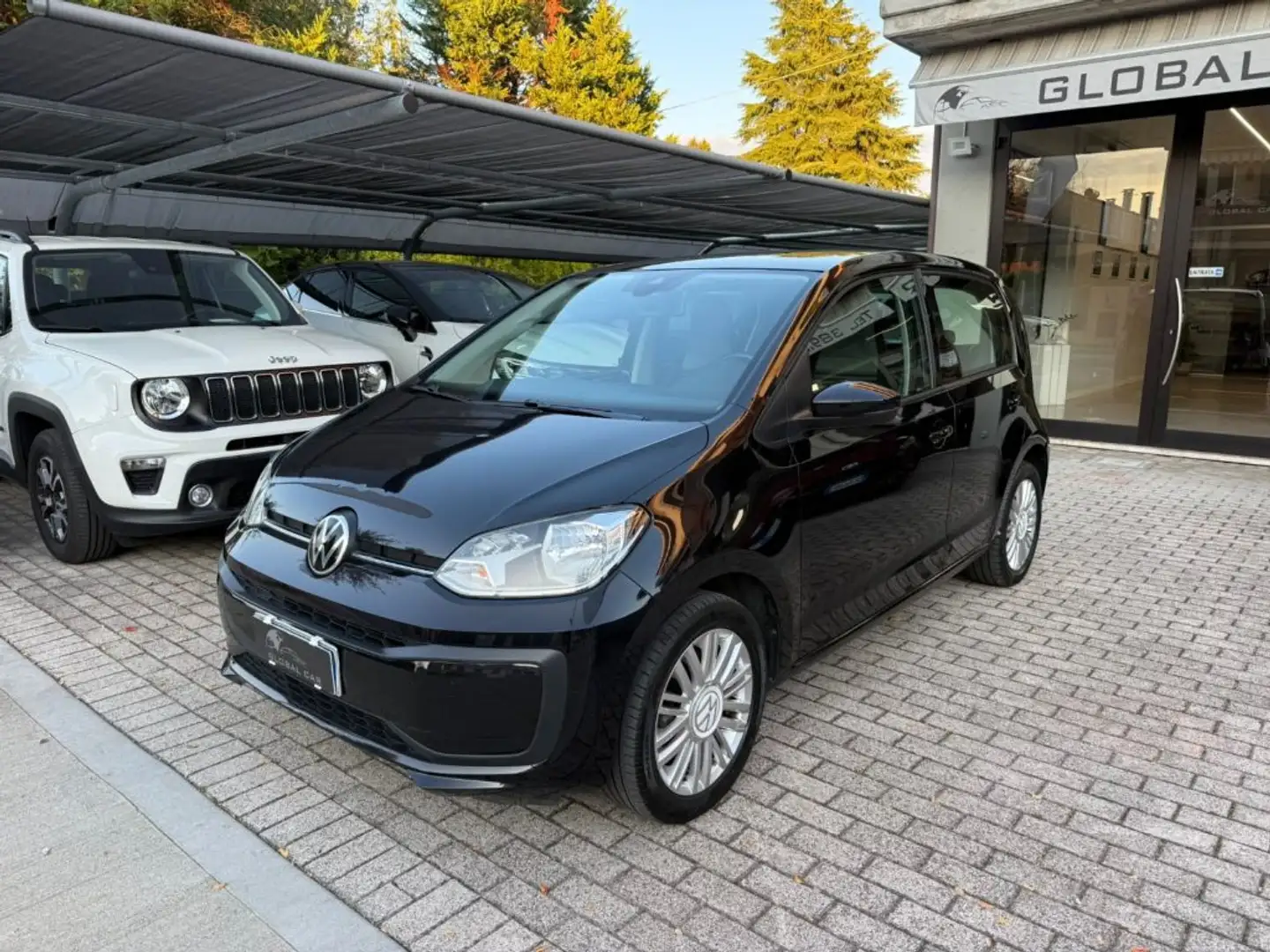 Volkswagen up! 1.0 5p. EVO sport up! BlueMotion Technology Noir - 1
