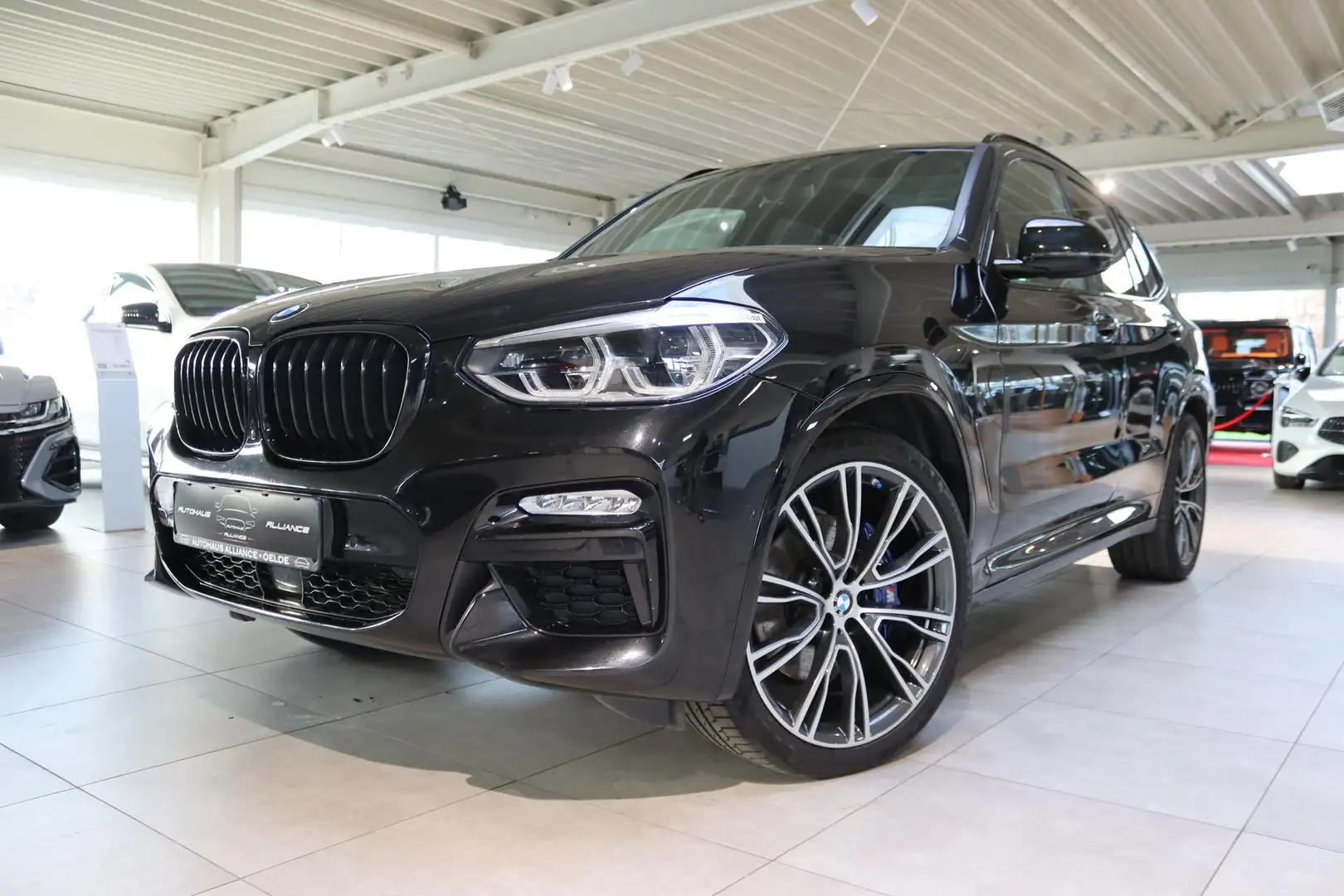 BMW X3 M40i 260 kW (354 PS), Autom. 8-Gang Schwarz - 1