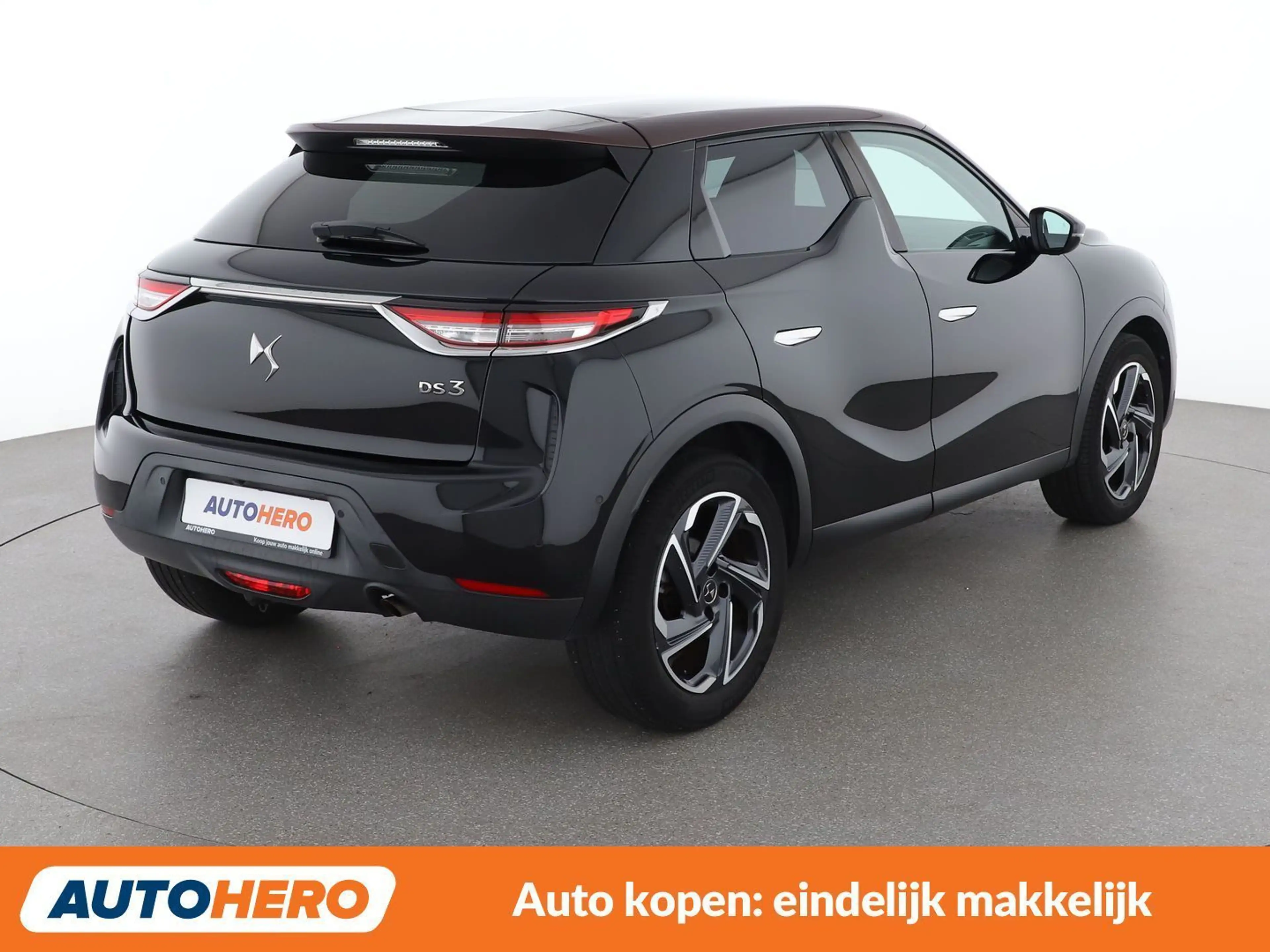 DS Automobiles DS 3 Crossback 1.2 PureTech So Chic — photo 6