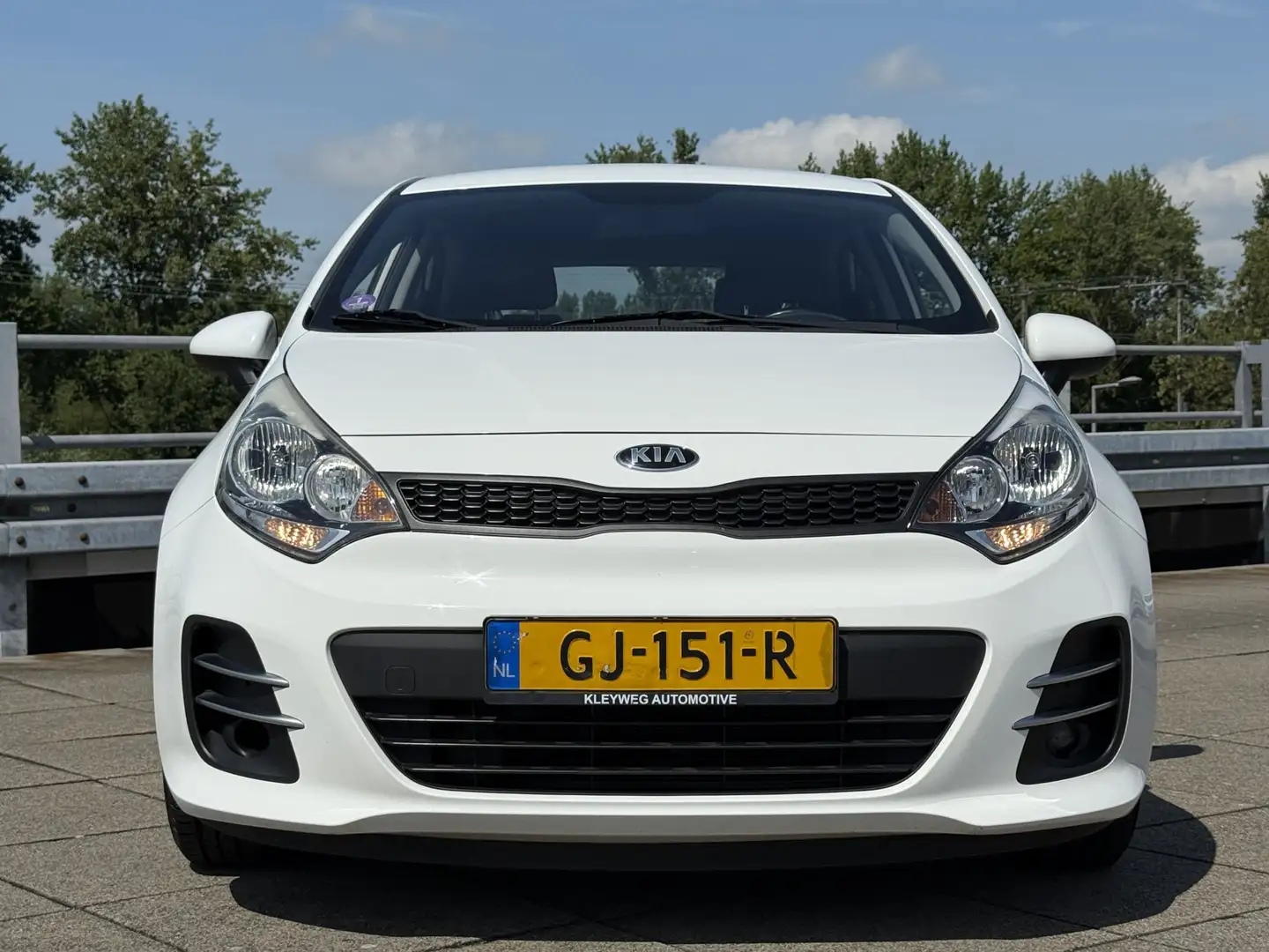 Kia Rio 1.2 CVVT ComfortLine | Lichtmetalen Velgen | Airco Wit - 2