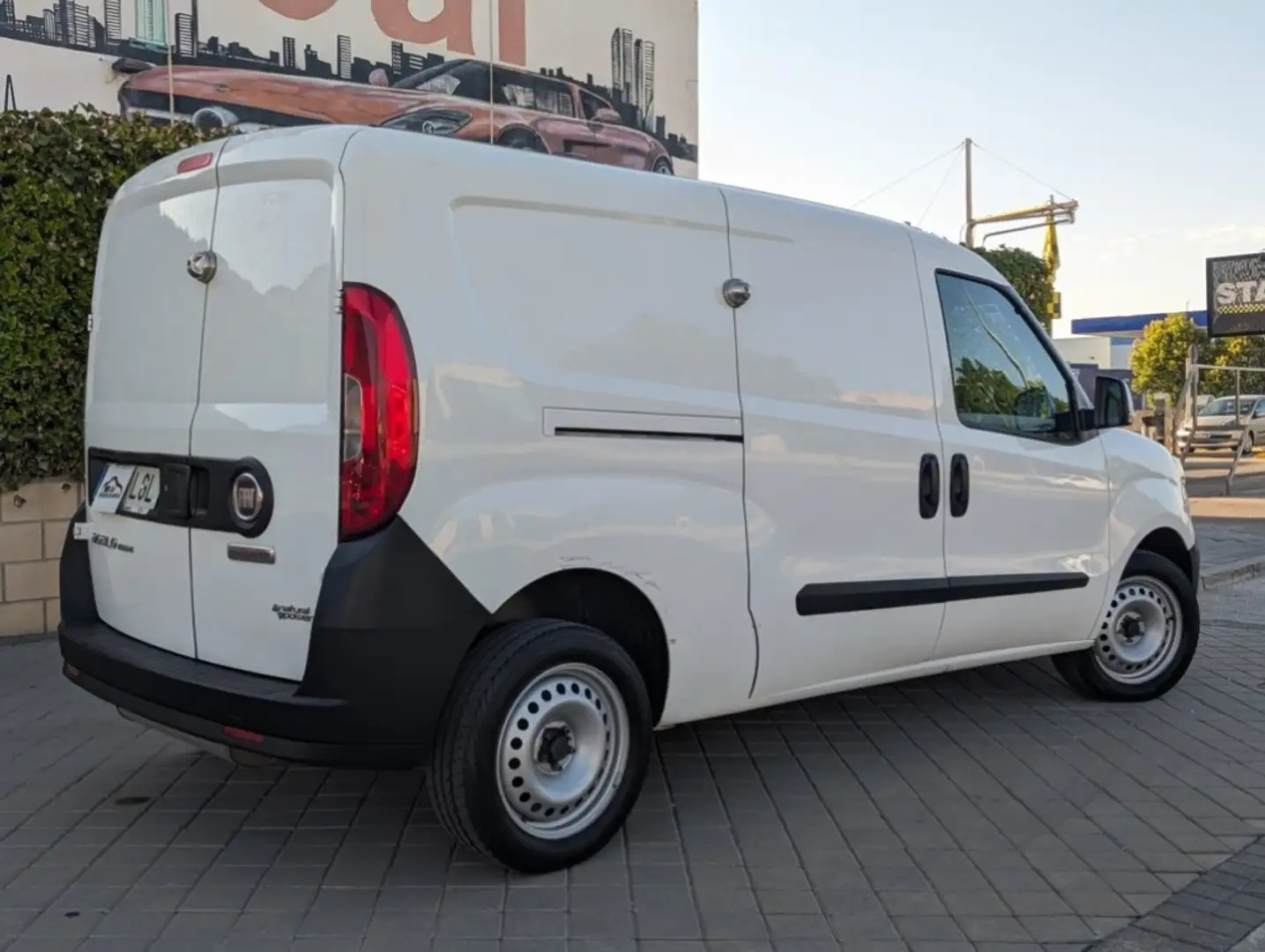 Fiat Dobló Cargo 1.4 T-Jet GNC Base Plus Maxi Blanco - 2
