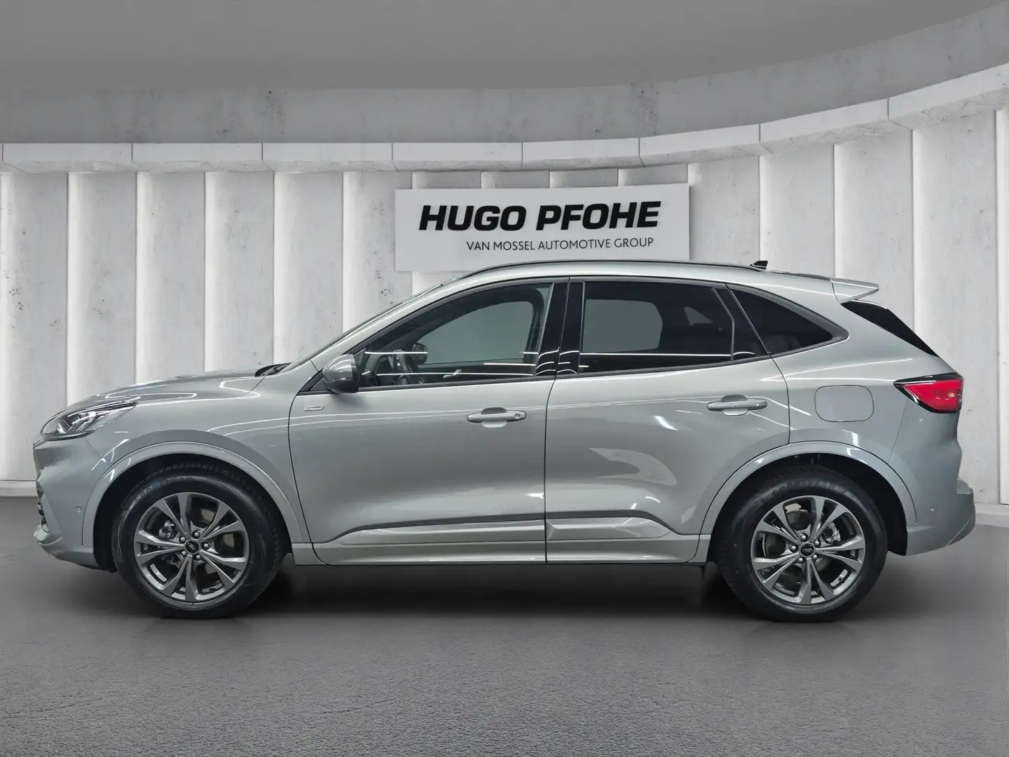 Ford Kuga ST-Line X | ACC | PANO | AHK | RFK | GJR | LED | S Silber - 2