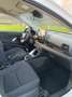 Toyota Yaris Pequeño Manual de 5 Puertas Weiß - thumbnail 16