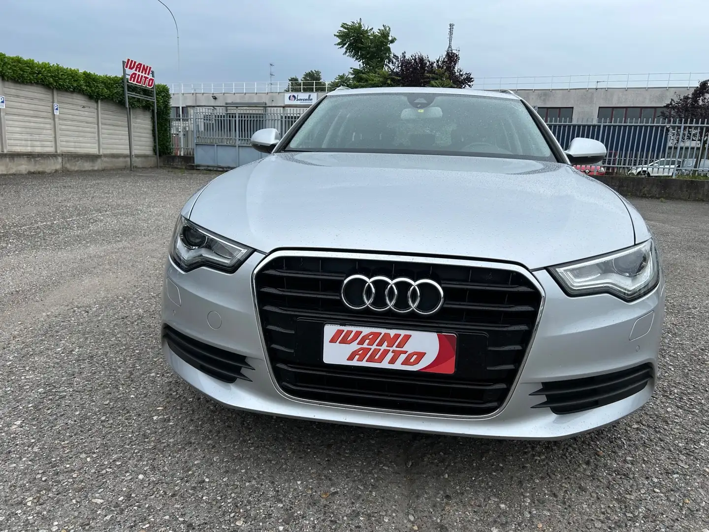 Audi A6 Avant 2.0 TDI 177 CV Advanced Plateado - 2