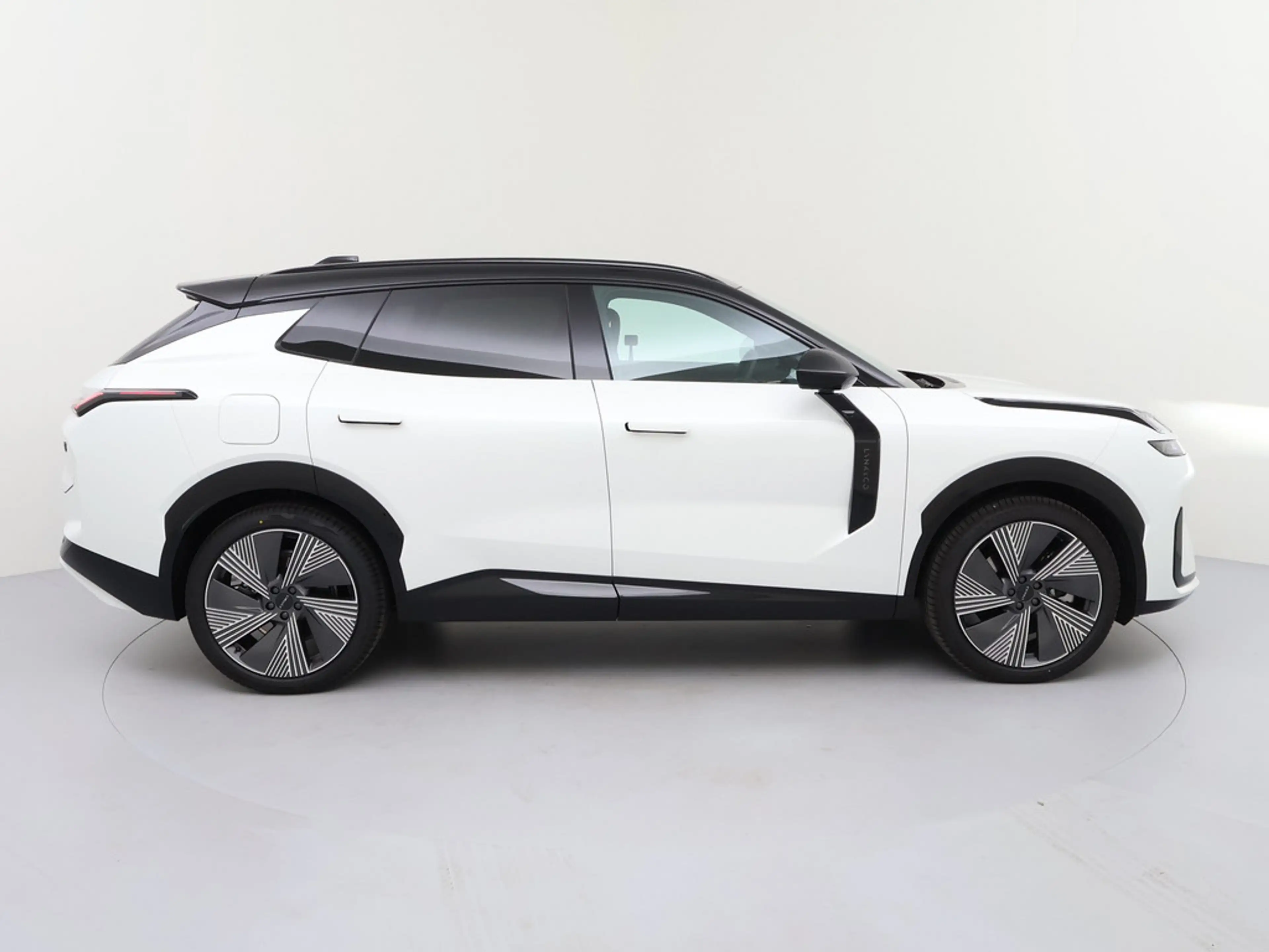 Lynk & Co 08 More Plug-In Hybrid SOFORT VERFÜGBAR — photo 4