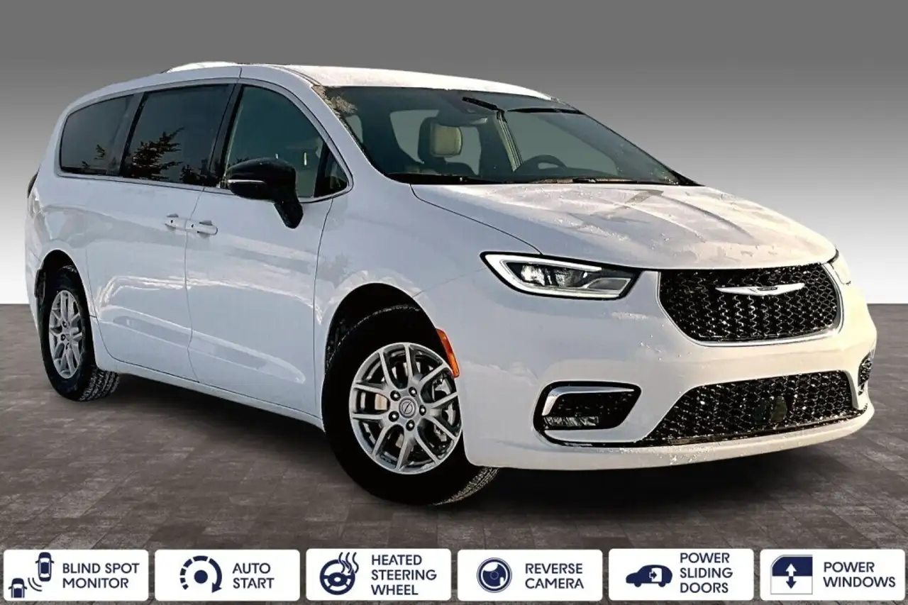 Chrysler Pacifica photo Chrysler Pacifica