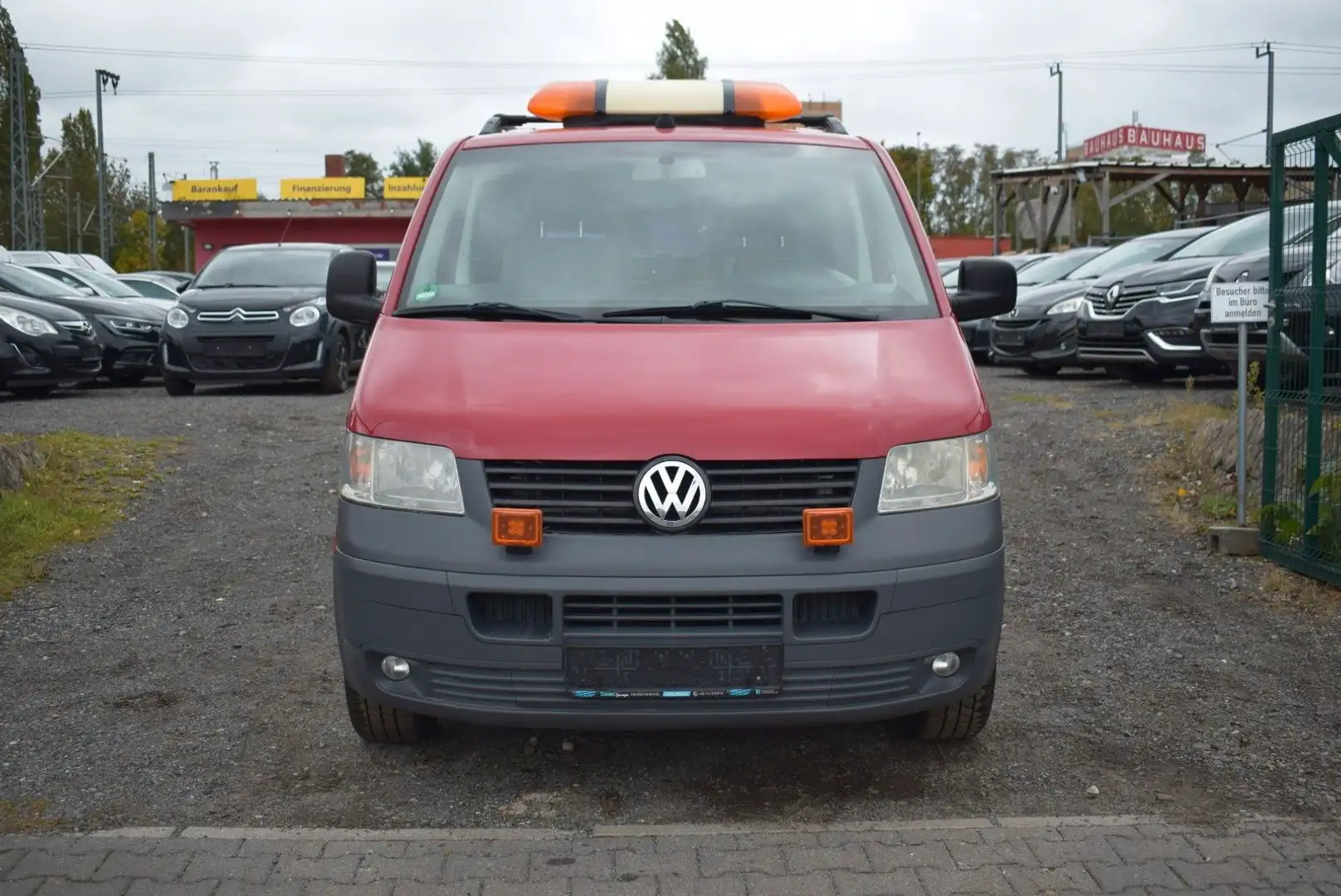 Volkswagen T5 Transporter Kasten-Kombi Kasten lang Rot - 1