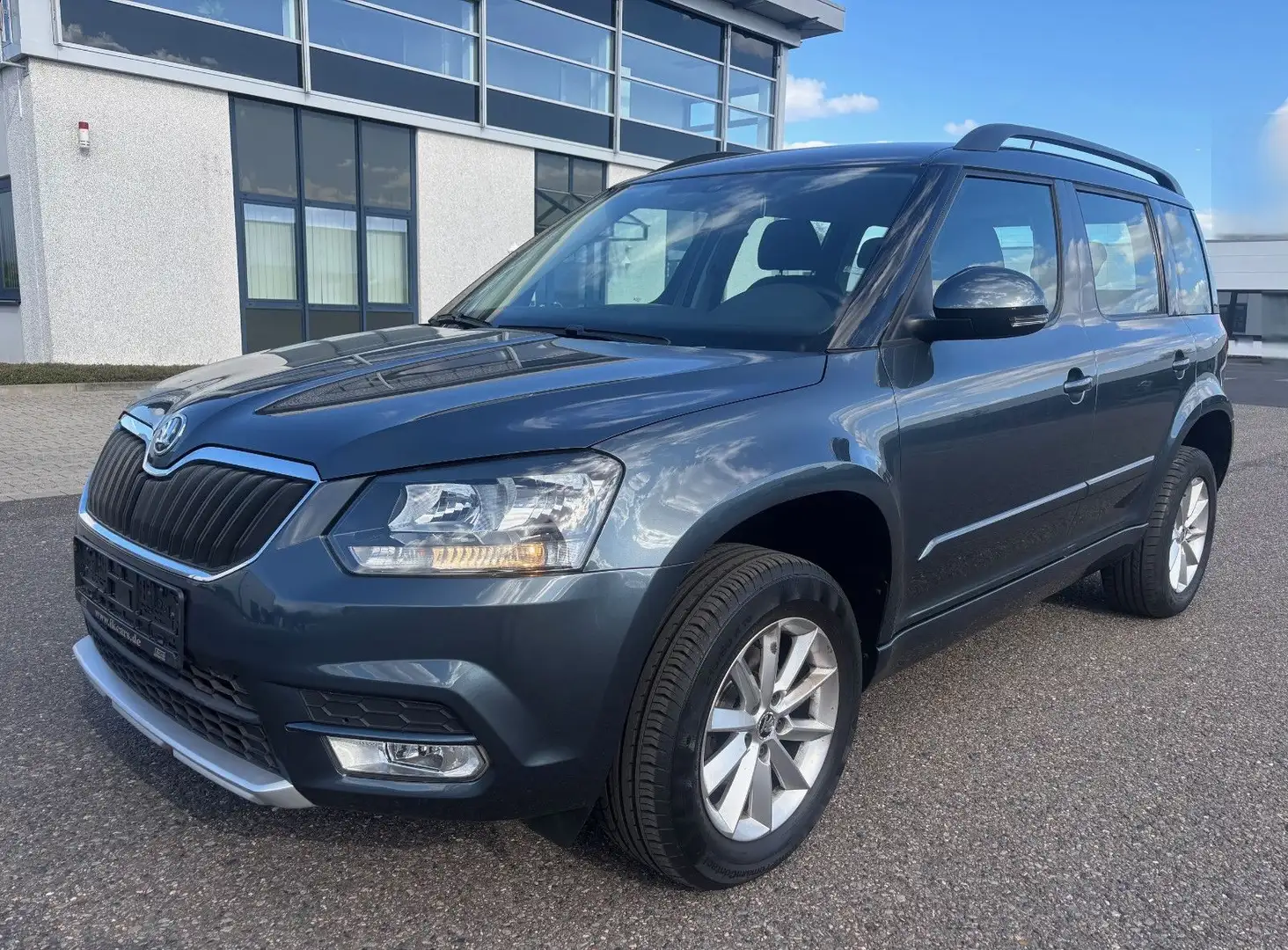 Skoda Yeti Ambition ALU/CarPlay/SHZ/DSG7 Grigio - 2