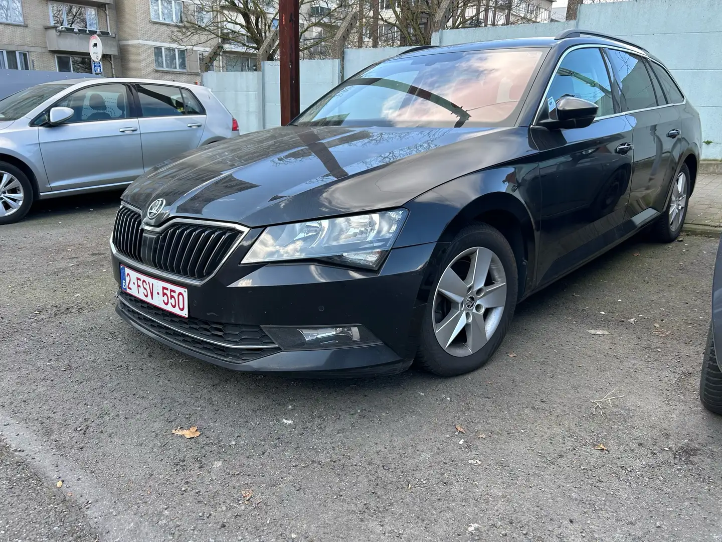 Skoda Superb 1.6 CR TDi GreenLine Style Noir - 1