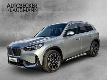 xDRIVE30 xLINE 19''LCPROF HUD LED SPORTSITZE ACC 3