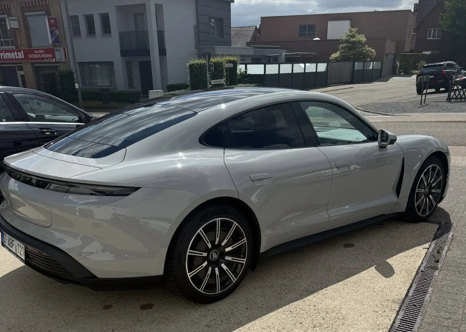 Porsche Taycan taycan 2021 45000km Zilver - 2