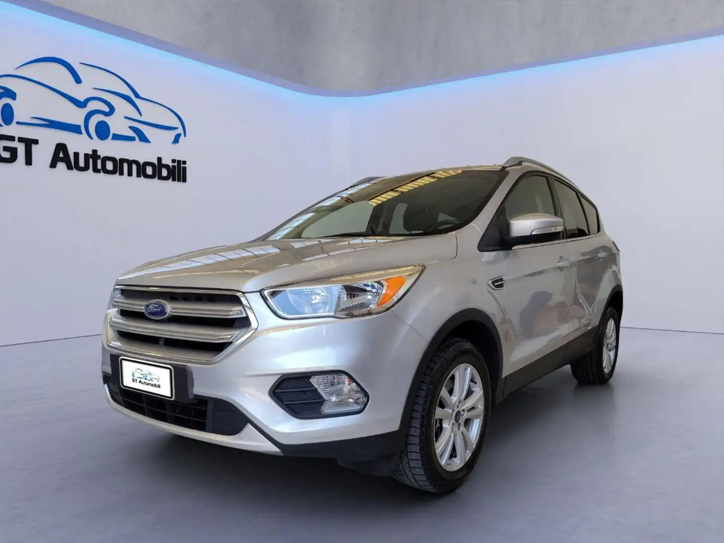 Ford Kuga 1.5 TDCI 120 CV S&S 2WD Plateado - 1