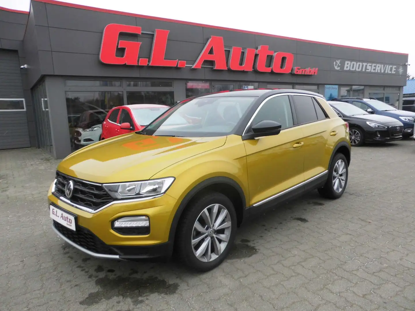 Volkswagen T-Roc Style/NAVI(SMARTLINK)/PDC/SITZHZG/LM/SPUR Gelb - 1