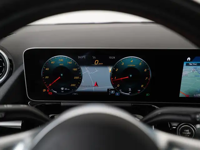 Mercedes-Benz B-Class view 9