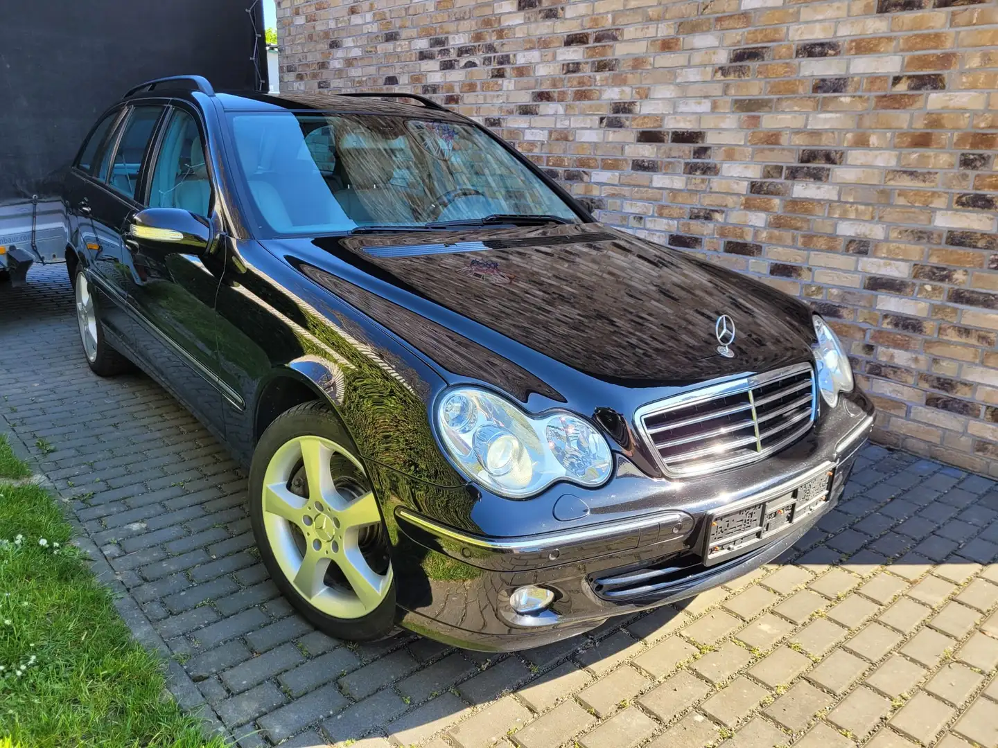Mercedes-Benz C 320 C-Klasse T-Modell Diesel T CDI 7G-TRONIC Avantgard Schwarz - 1