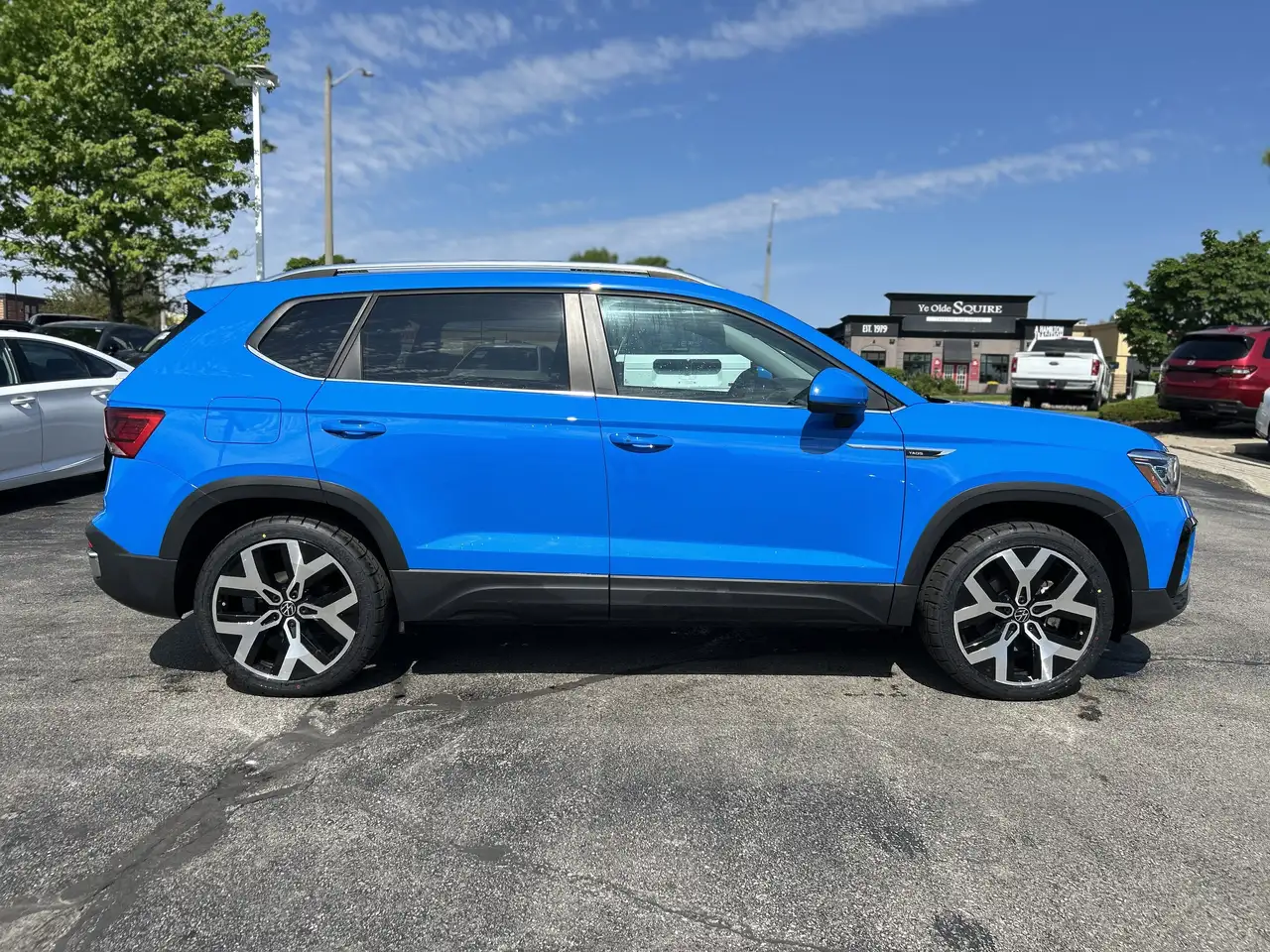 Volkswagen Taos снимка Volkswagen Taos