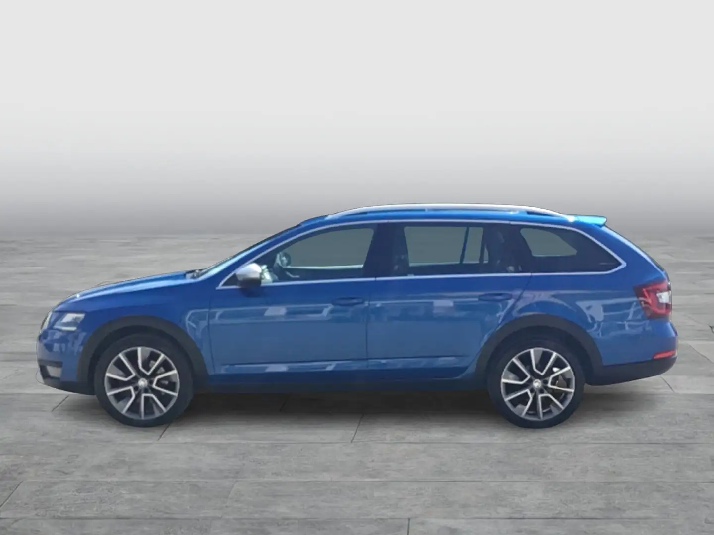 Skoda Octavia 4x4 SCOUT TDI DSG Blau - 2