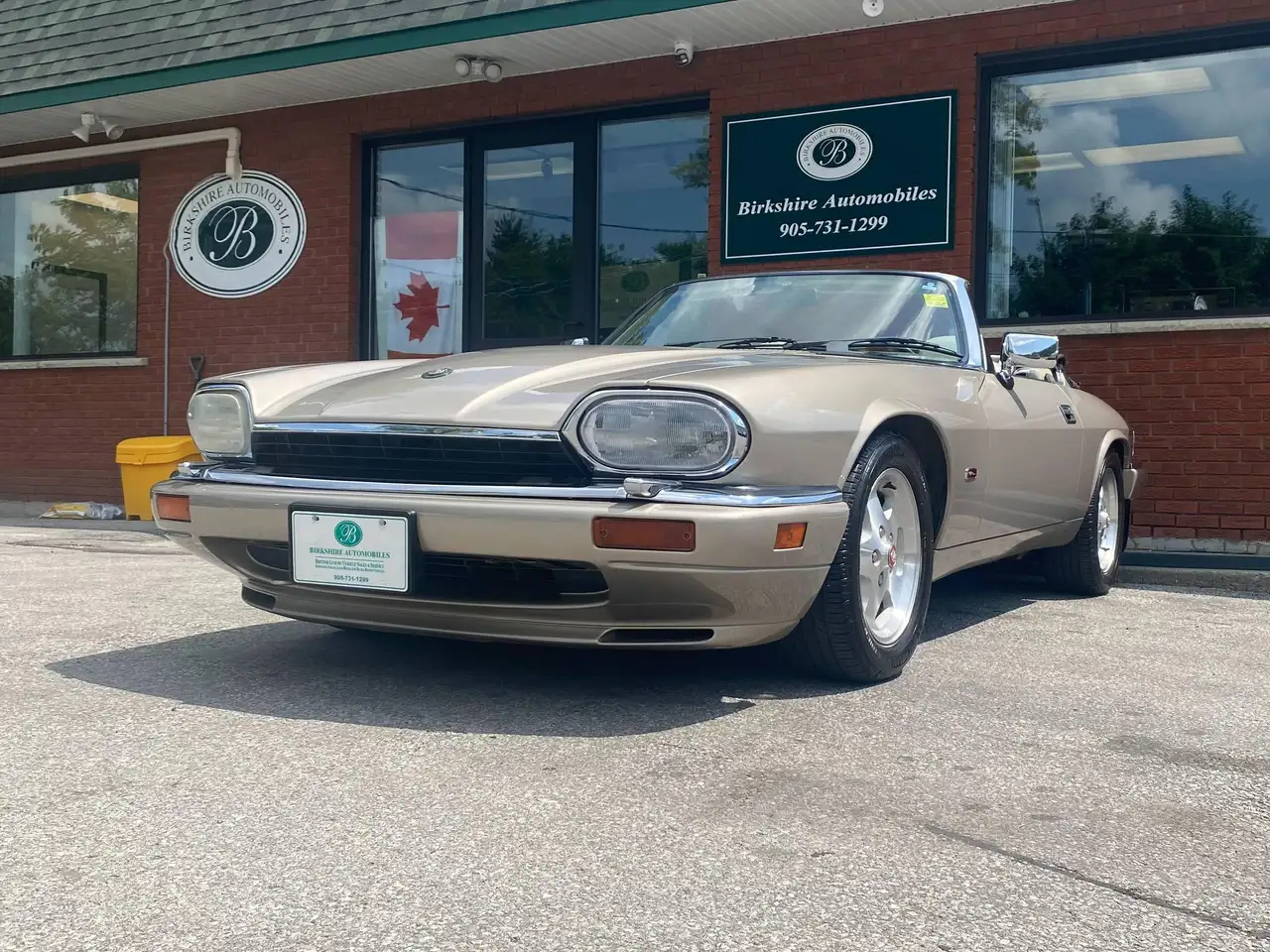 Jaguar XJS photo Jaguar XJS