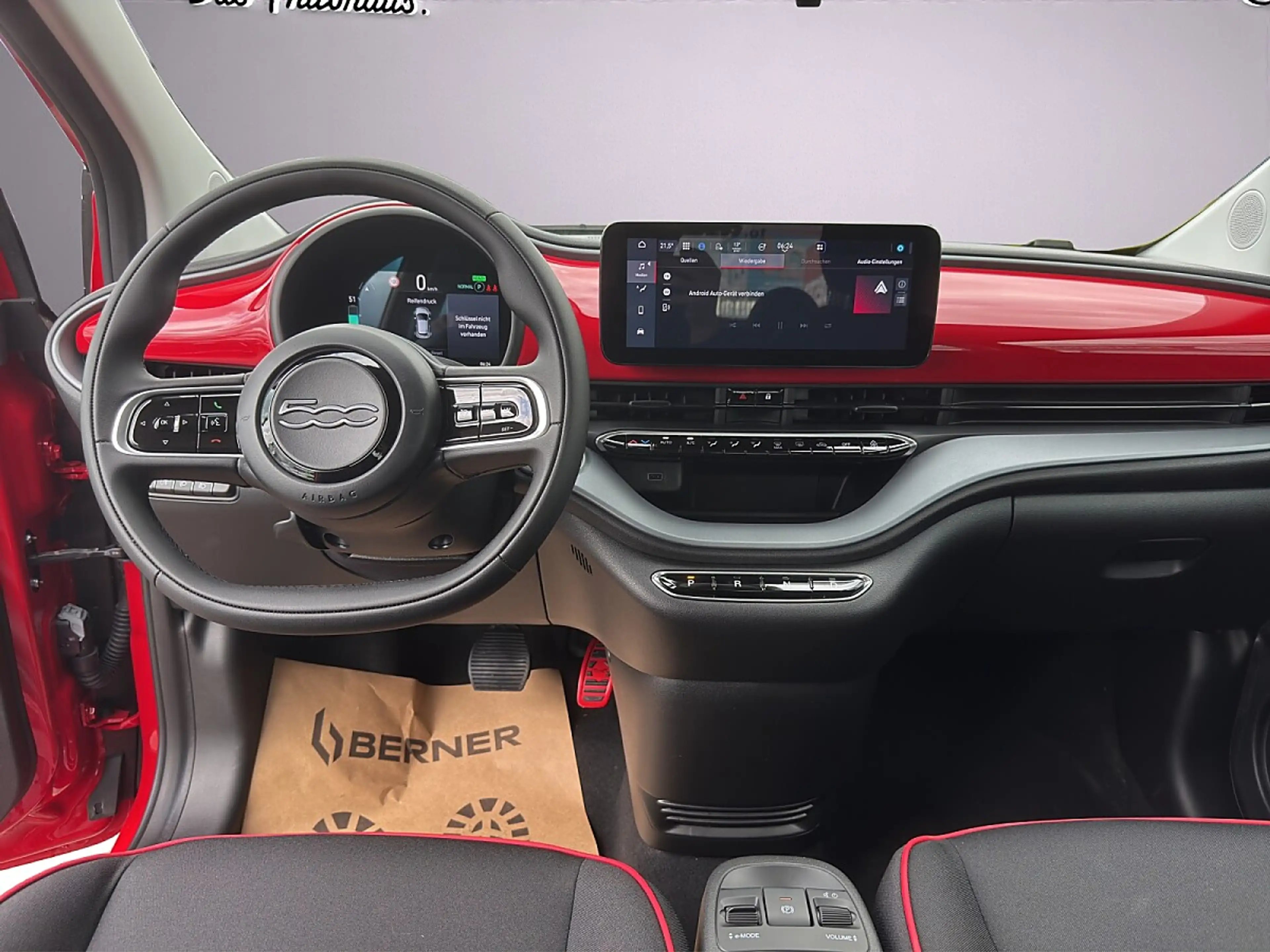 Fiat 500e 500 Elektro Red 42 kWh — photo 12