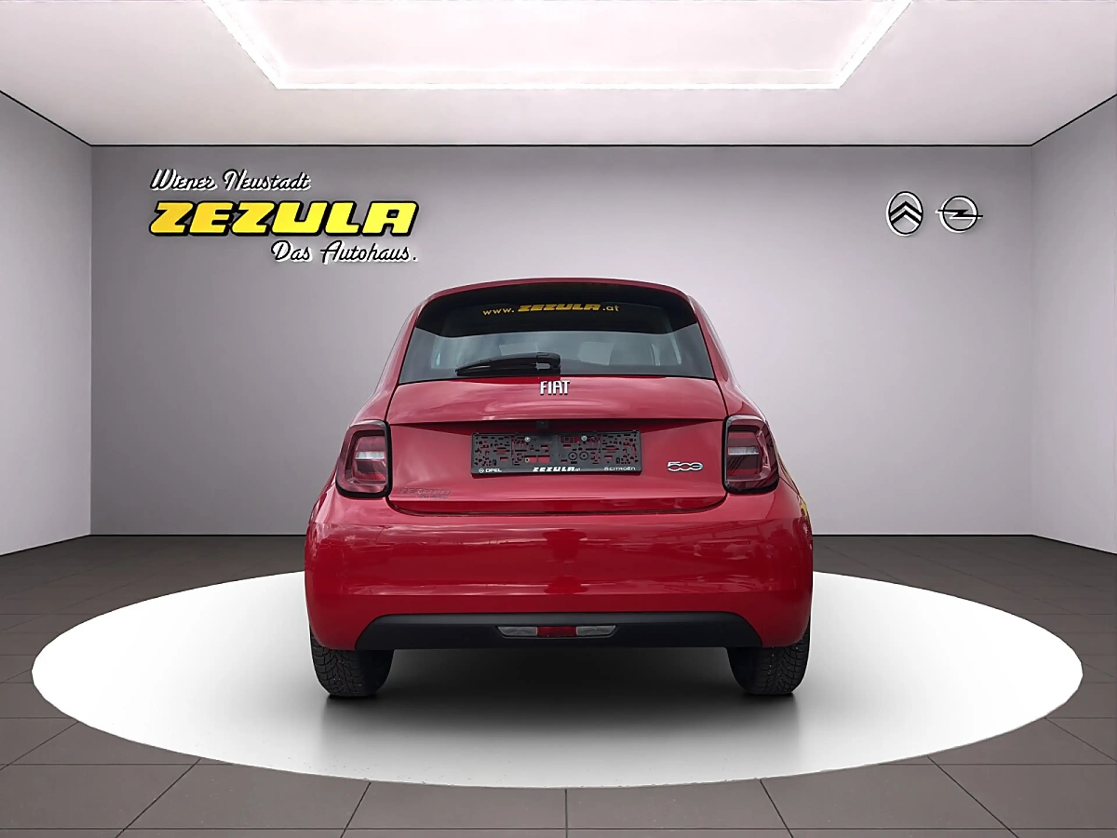 Fiat 500e 500 Elektro Red 42 kWh — photo 4