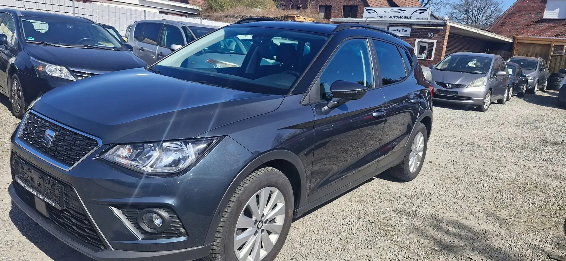 SEAT Arona Style 1.0 TSI DSG Auto. Navi Kamera 1Hd TÜV Gris - 2