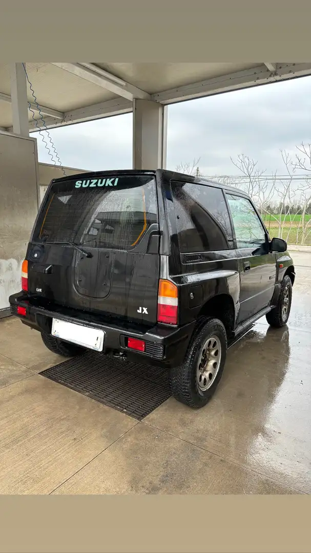 Suzuki Vitara 3p 1.6 8V JLX Černá - 2