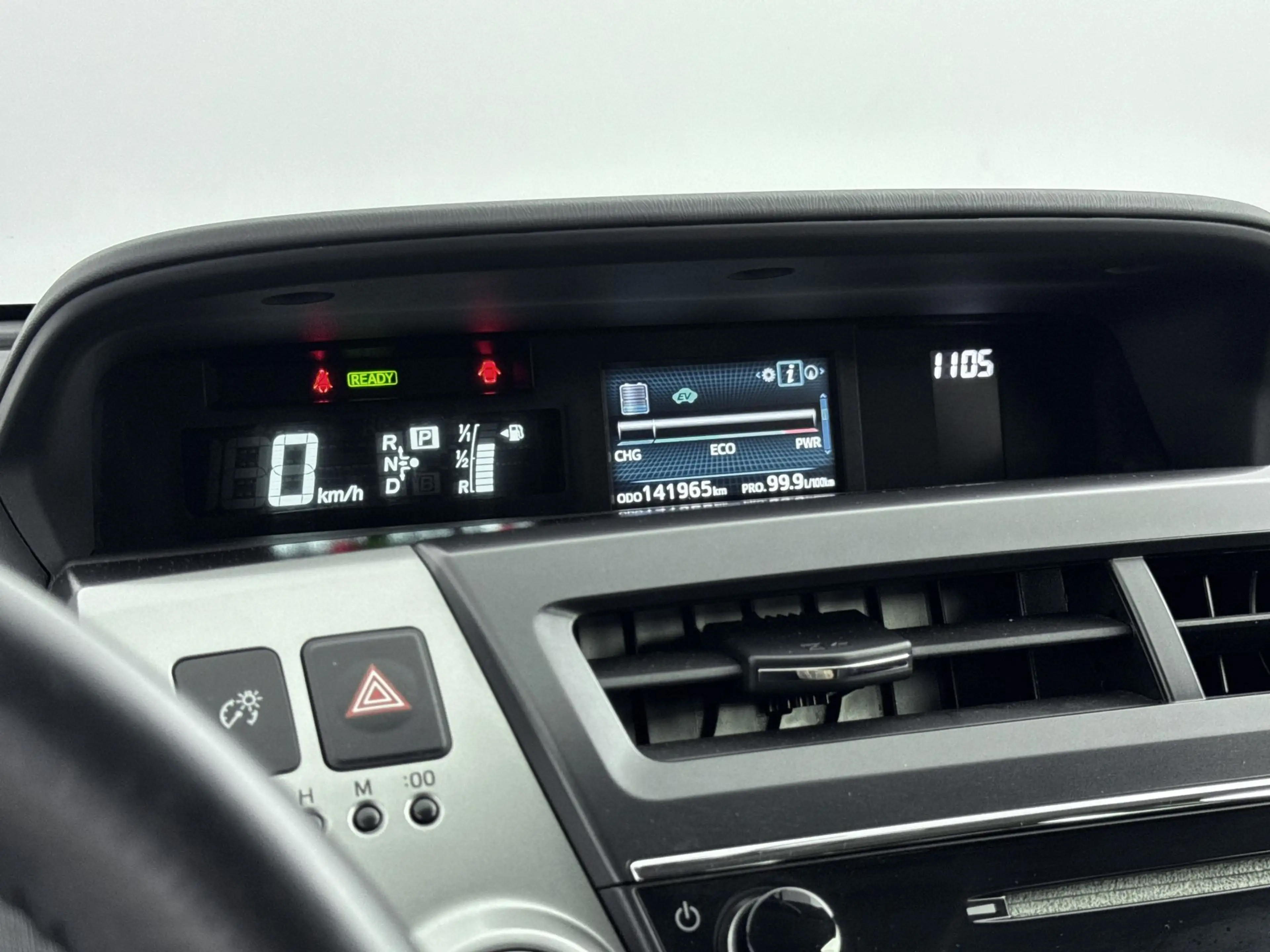 Toyota Prius+ 1.8 Executive | Parkeersensoren | Navigatie | Half — photo 5